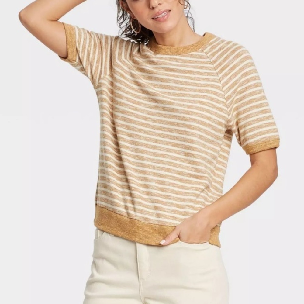 (S)- Universal Thread Women's Short Sleeve Sweatshirt- Brown/Cream